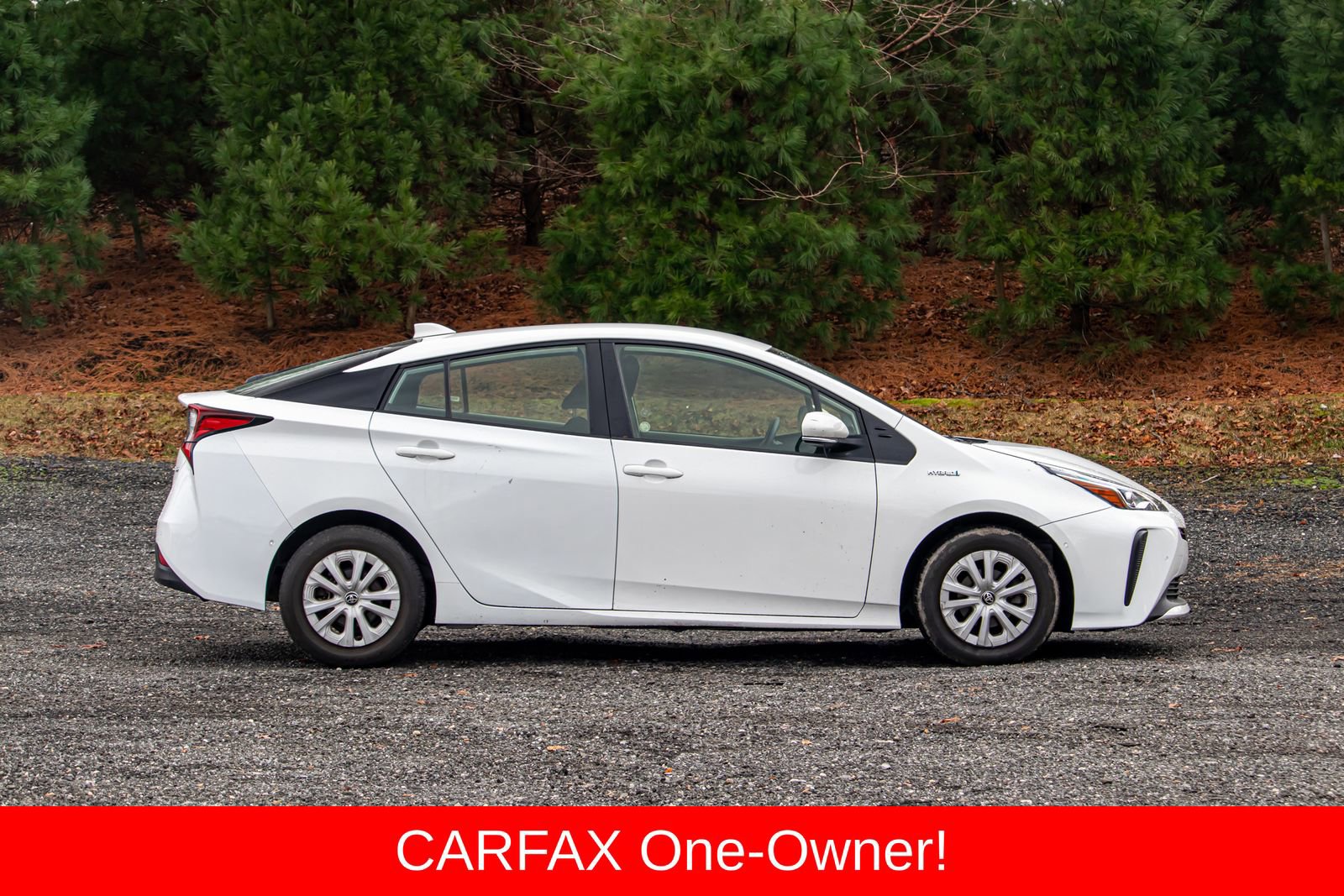 Used 2022 Toyota Prius LE image 10