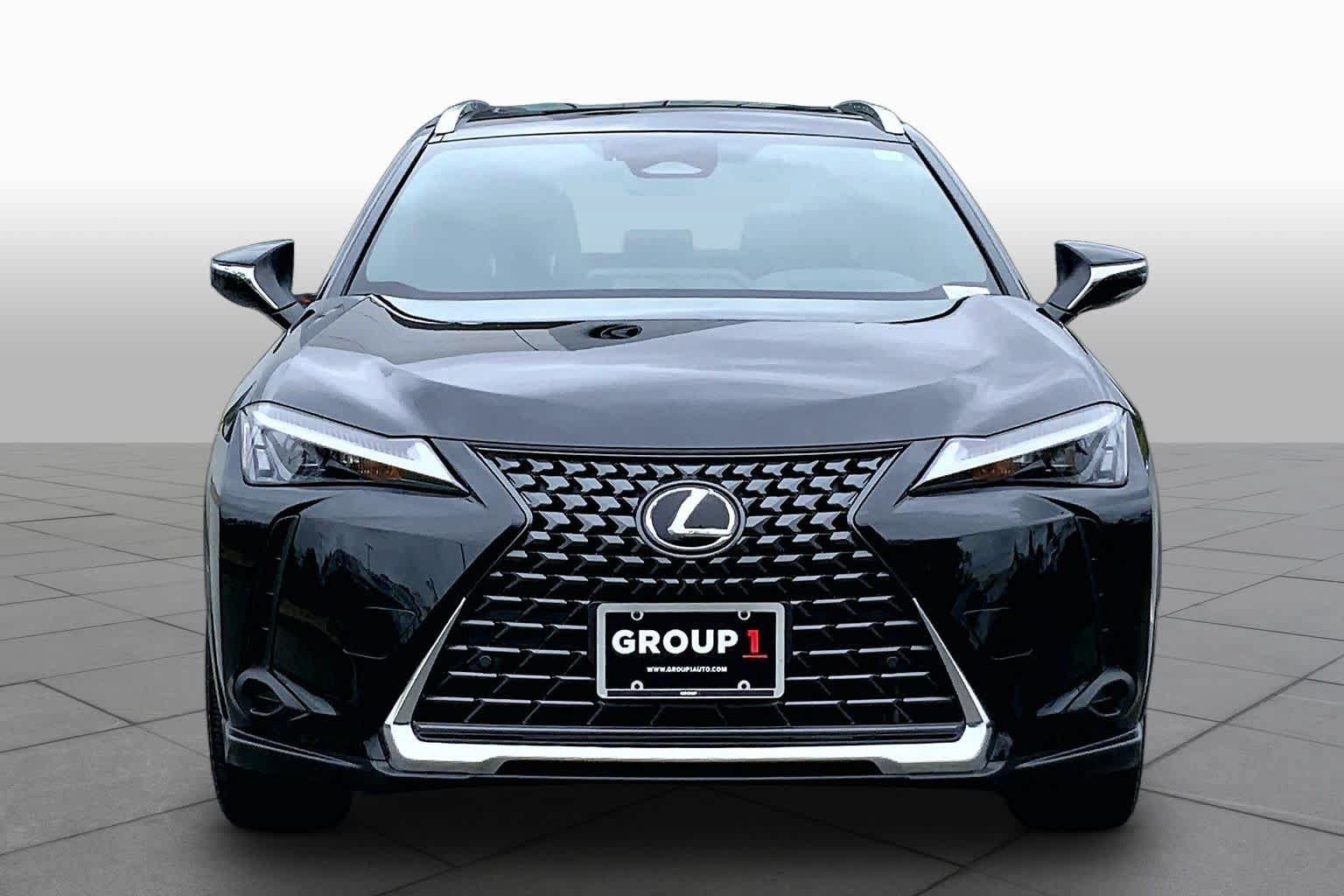 New 2026 Lexus UX 300h AWD image 3