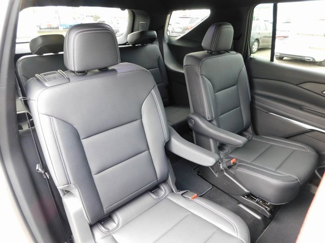New 2026 Chevrolet Traverse LT w/ Enhanced Driving Package image 21