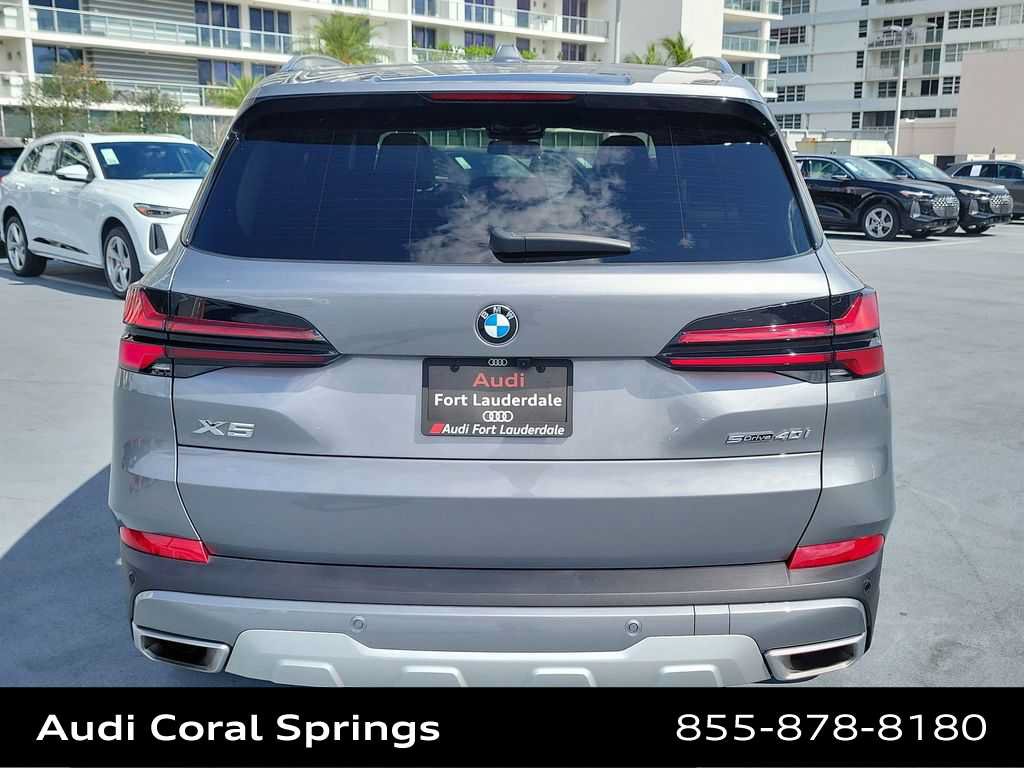 Used 2024 BMW X5 sDrive40i w/ Premium Package RWD image 5