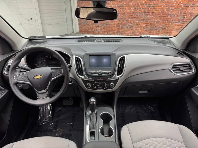 Used 2018 Chevrolet Equinox LT image 11