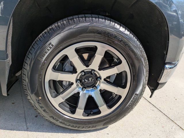 Used 2019 Chevrolet Silverado 1500 LT w/ All-Star Edition image 10