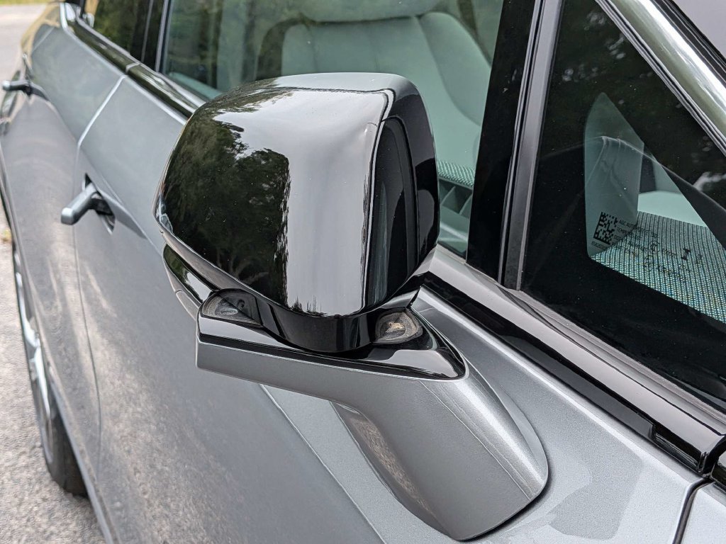 Certified 2027 Cadillac Optiq Luxury RWD image 11