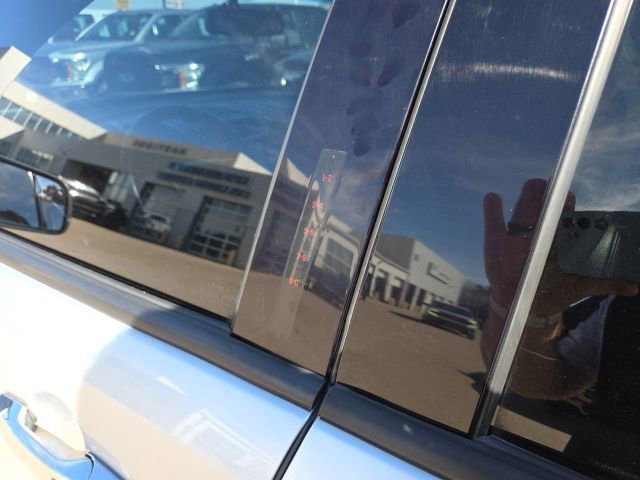 Used 2017 Ford Explorer Limited image 17