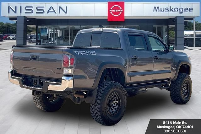 Used 2023 Toyota Tacoma TRD Off-Road AWD/4WD image 5