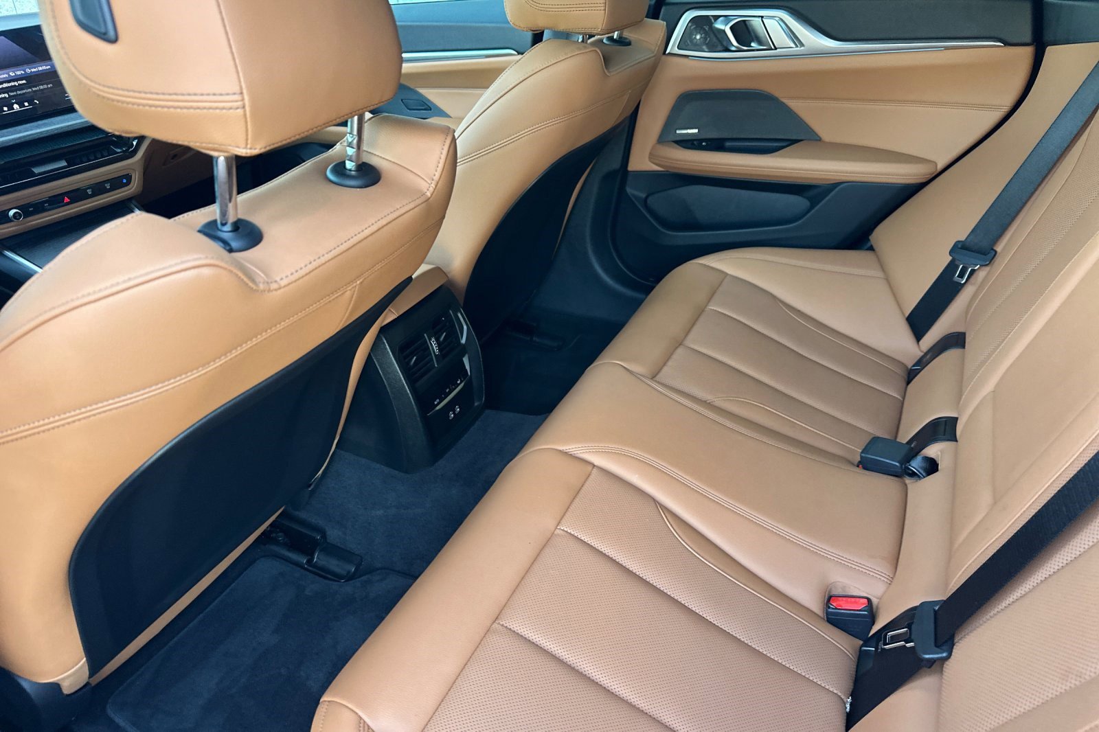 Used 2025 BMW i4 eDrive40 image 15