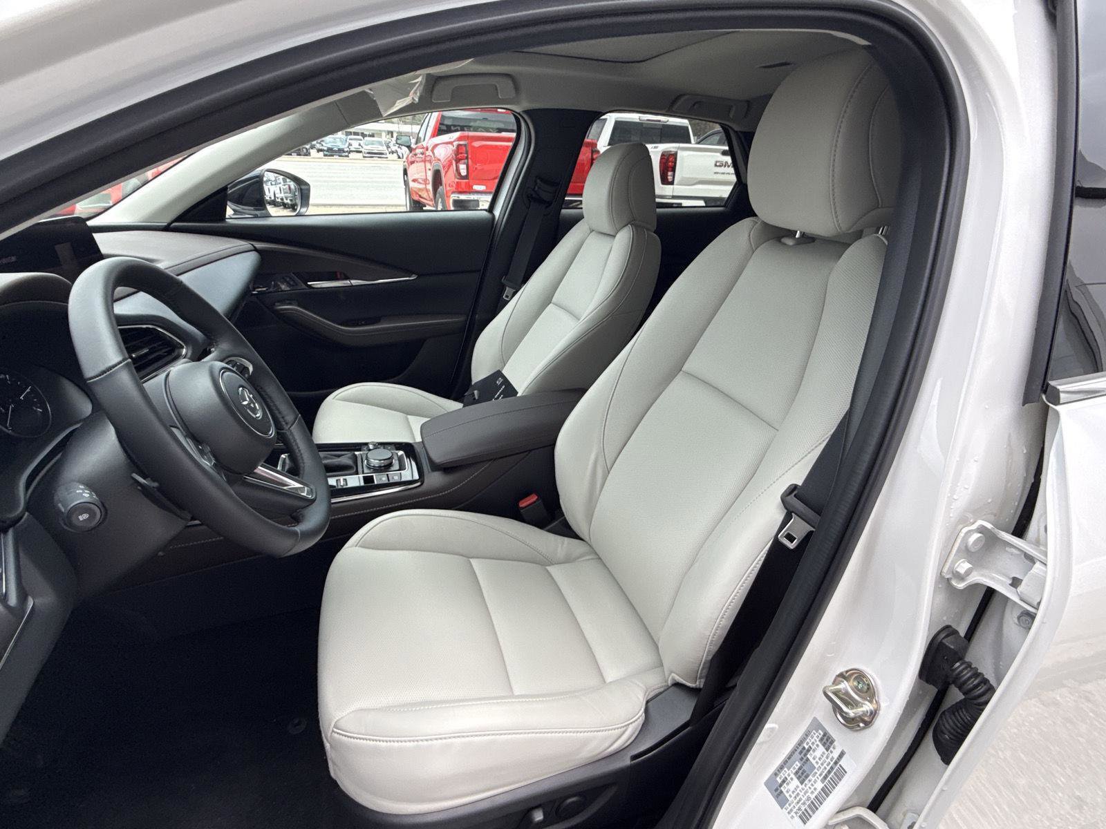 Used 2025 MAZDA CX-30 2.5 Turbo w/ Premium Plus Pkg AWD/4WD image 13