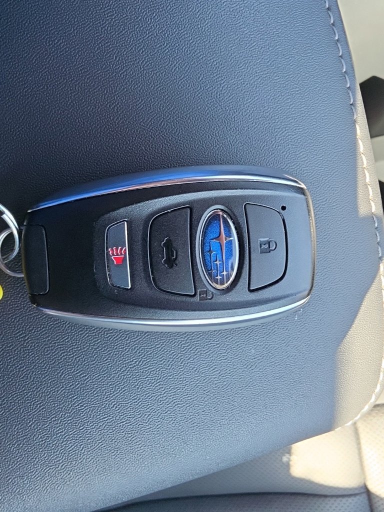 Used 2025 Subaru Outback Limited AWD/4WD image 19