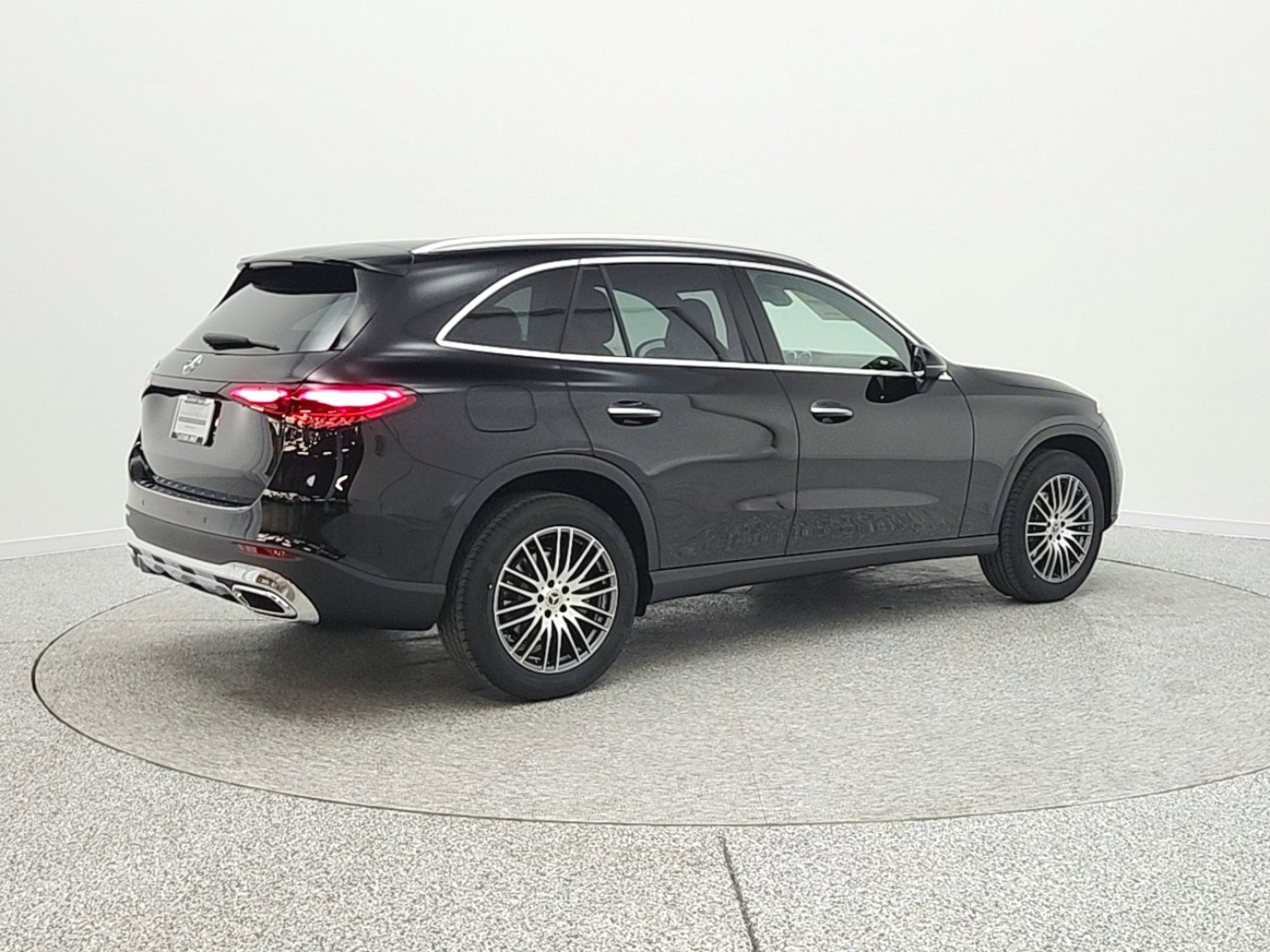 Used 2020 Mercedes-Benz C 300 Coupe w/ AMG Line image 5