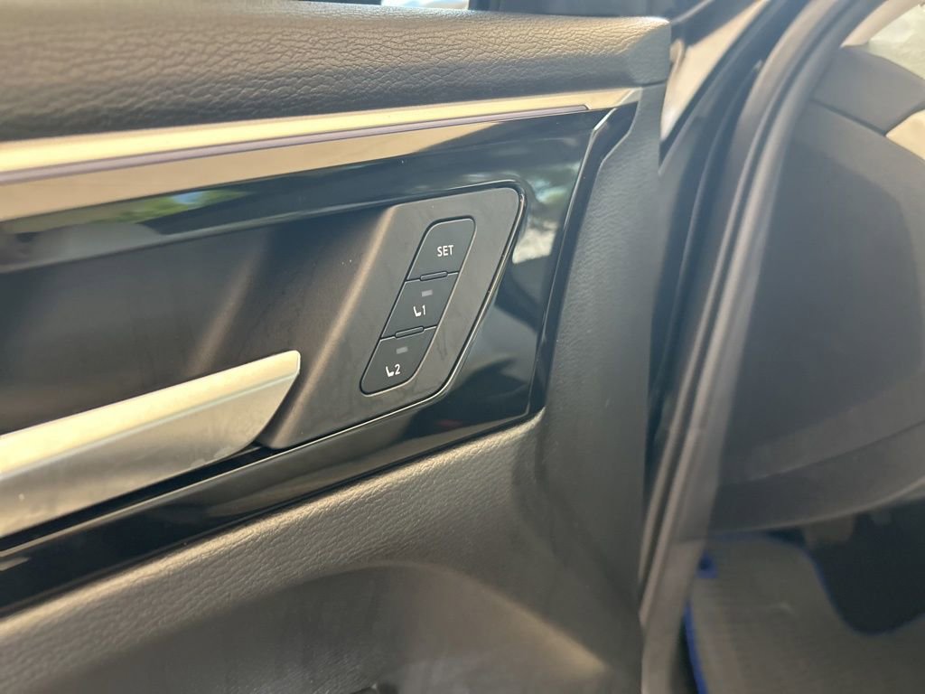 New 2025 Mitsubishi Outlander SEL image 44