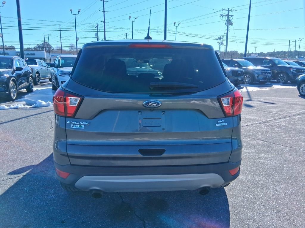 Used 2019 Ford Escape SE image 6