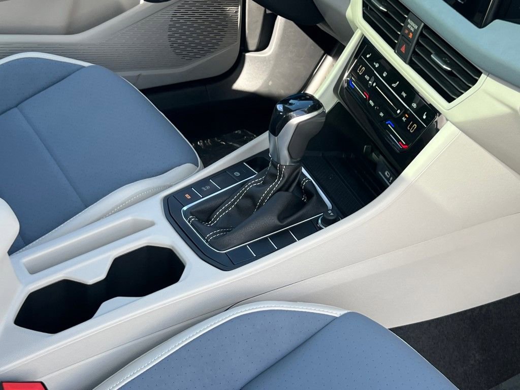 New 2025 Volkswagen Jetta SE image 10