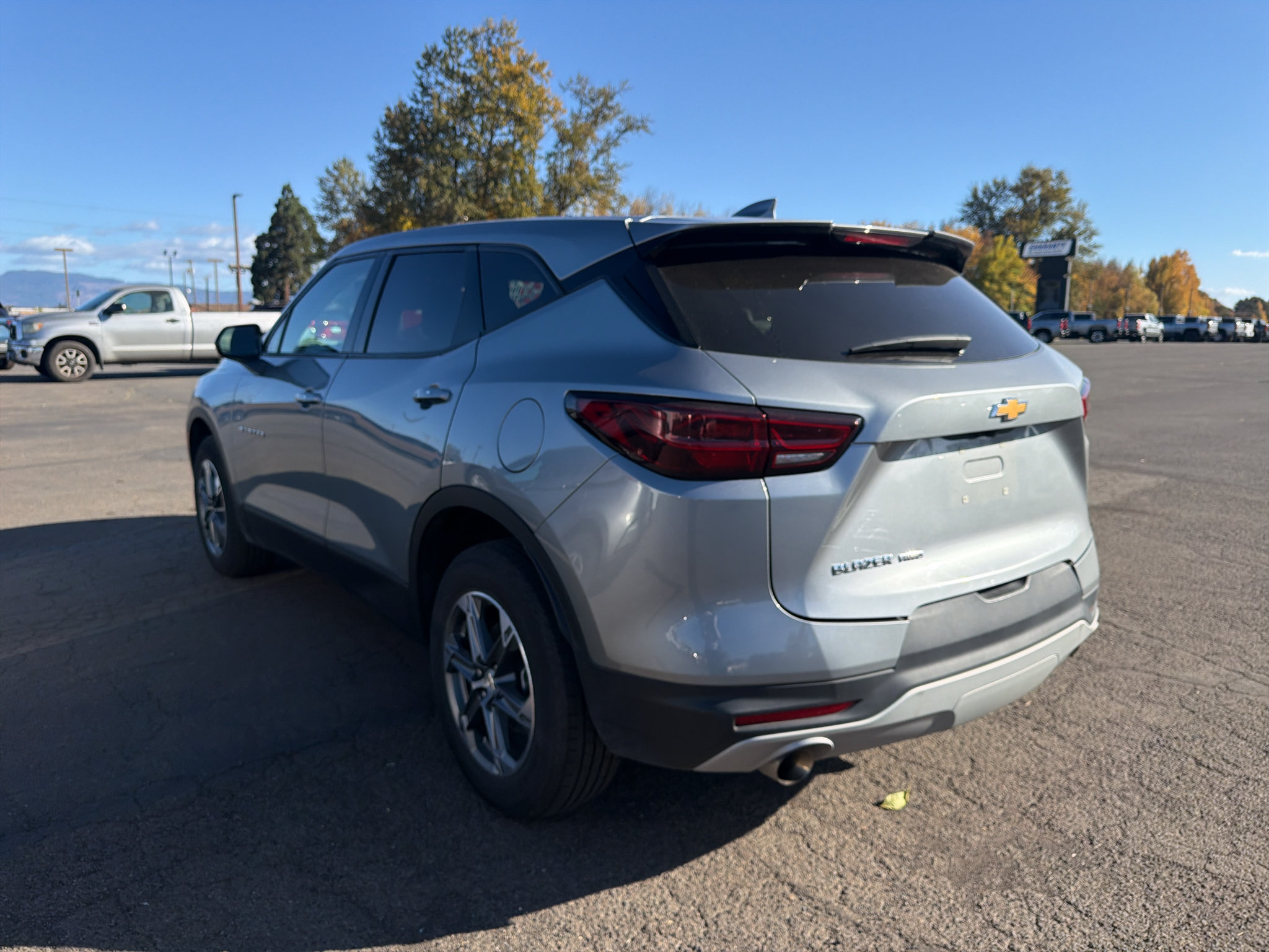 Used 2025 Chevrolet Blazer LT AWD/4WD image 4
