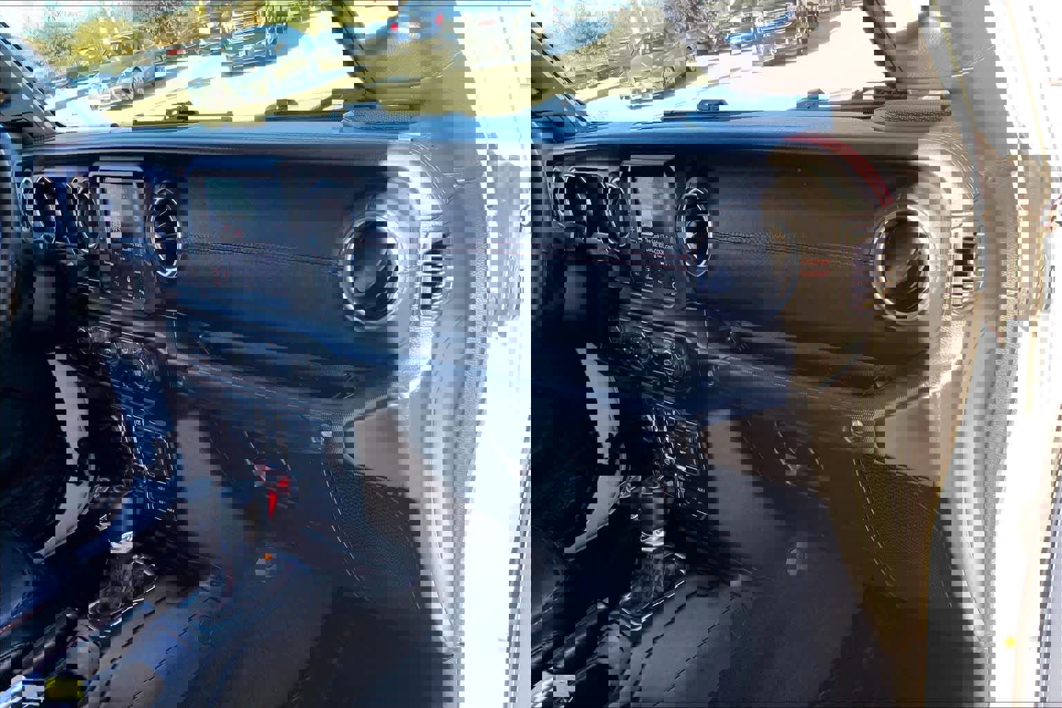 Used 2020 Jeep Gladiator Rubicon image 16