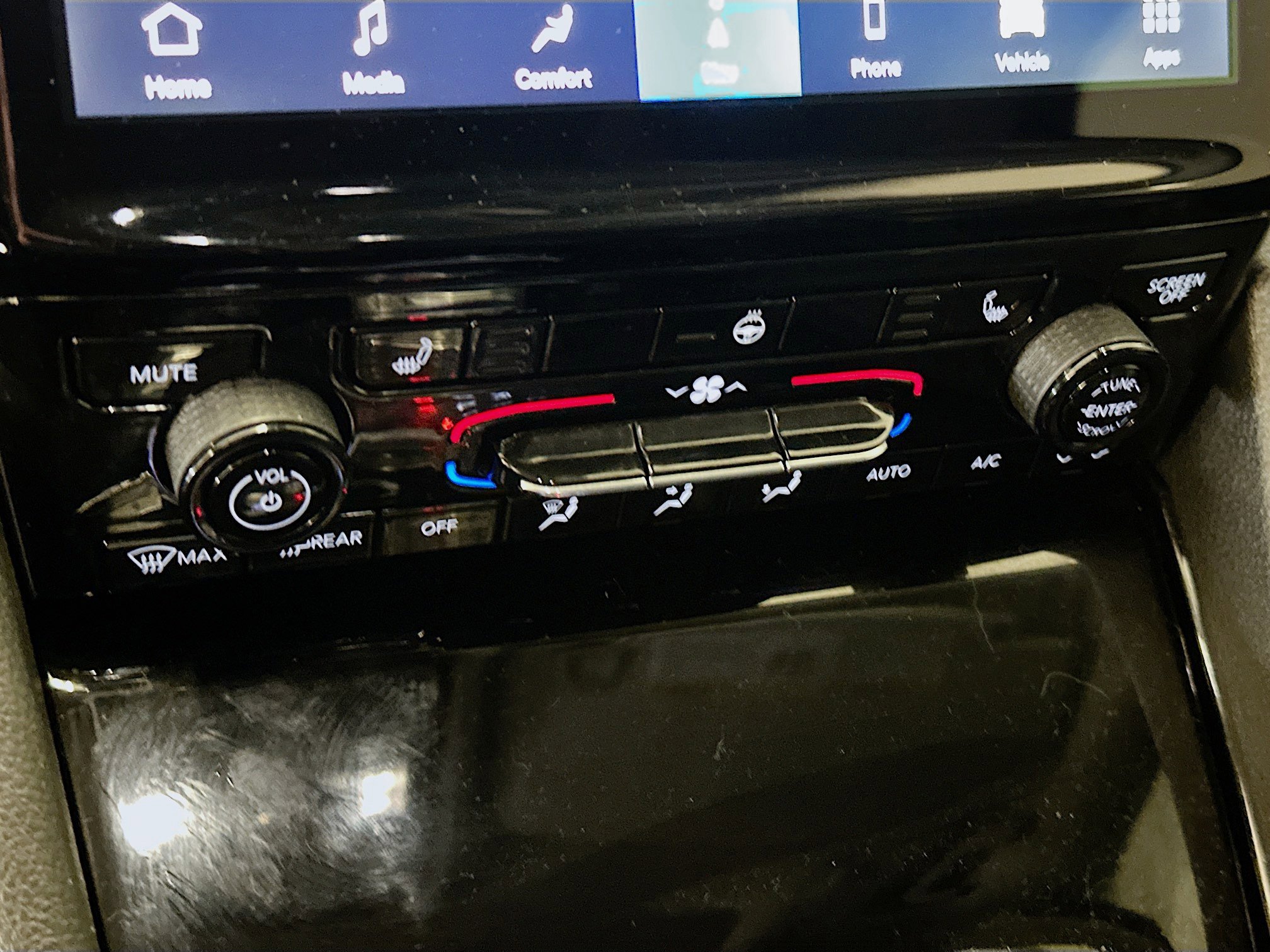 Used 2022 Jeep Grand Cherokee Limited 4xe image 24