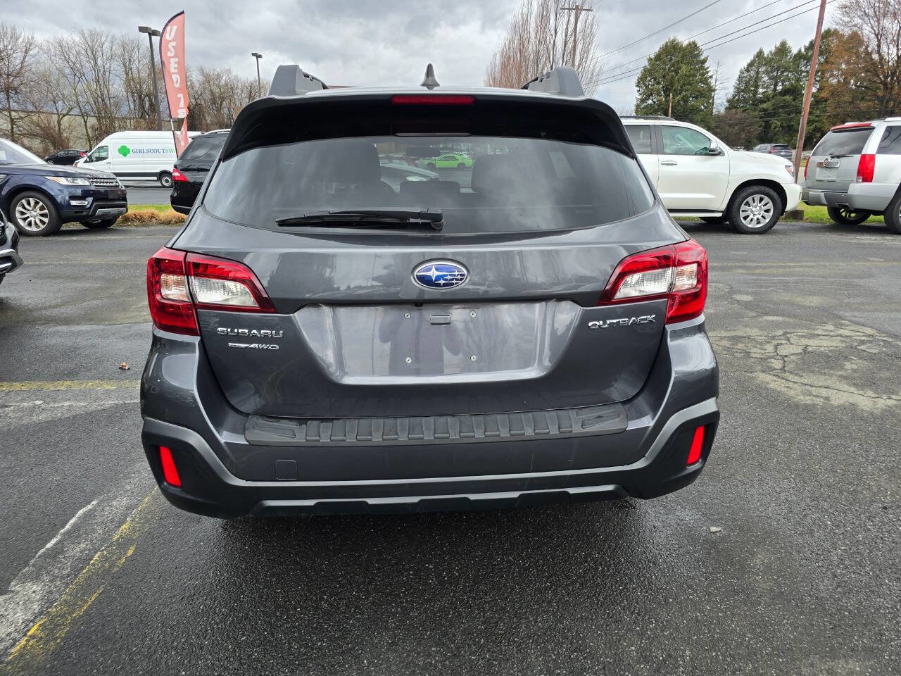 Used 2018 Subaru Outback 2.5i Premium image 4