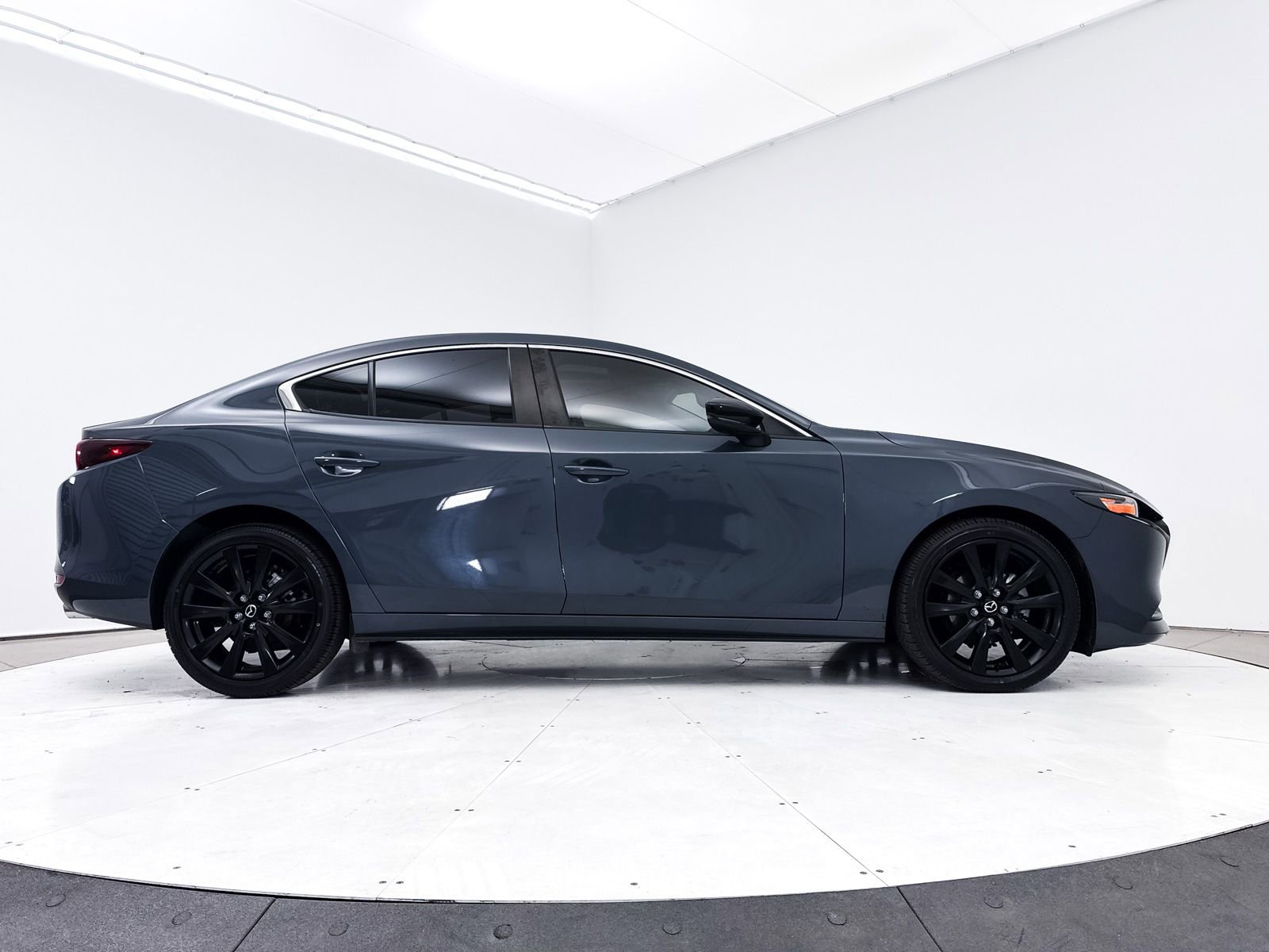 Used 2023 MAZDA MAZDA3 s image 41