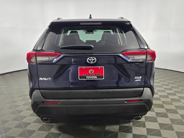 Used 2025 Toyota RAV4 XLE AWD/4WD image 5