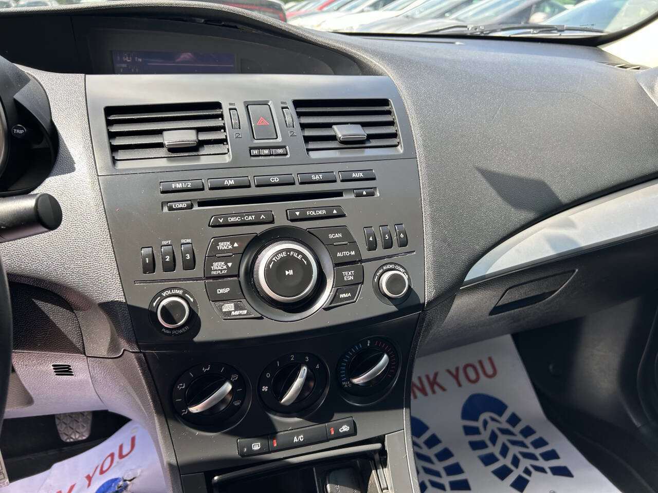Used 2013 MAZDA MAZDA3 i SV image 11