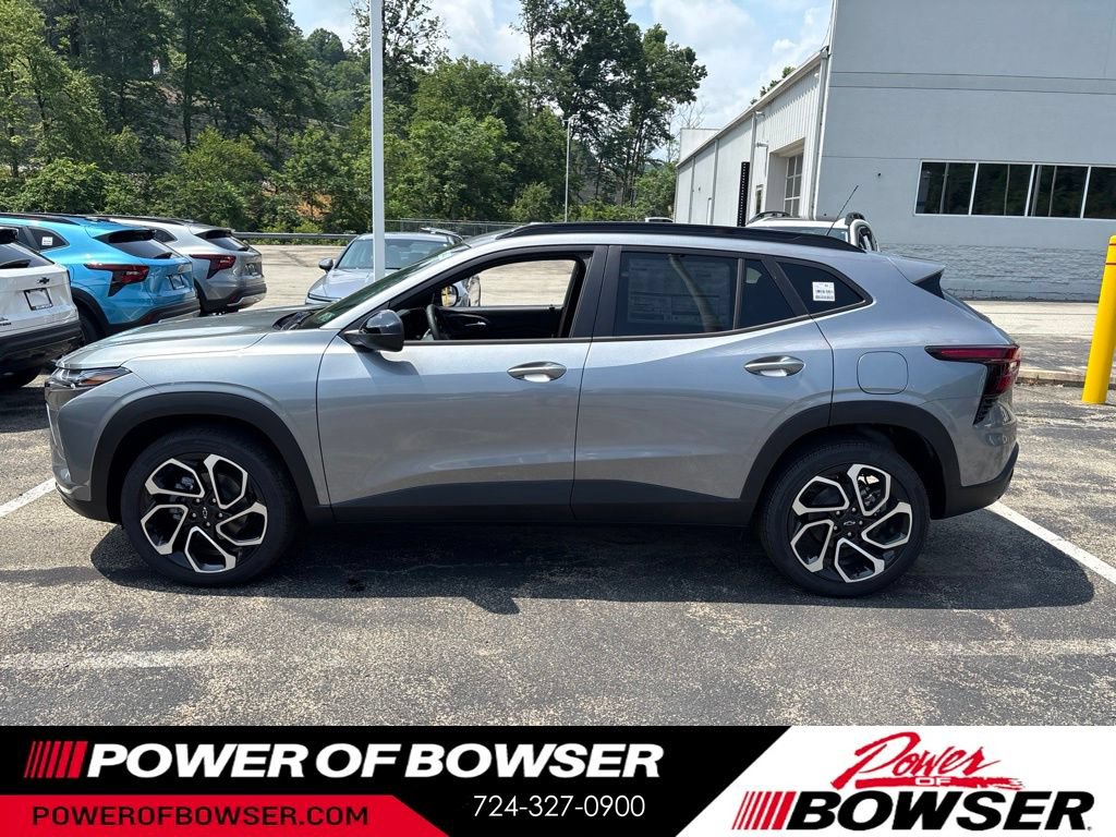 New 2026 Chevrolet Trax RS w/ Driver Confidence Package FWD image 2