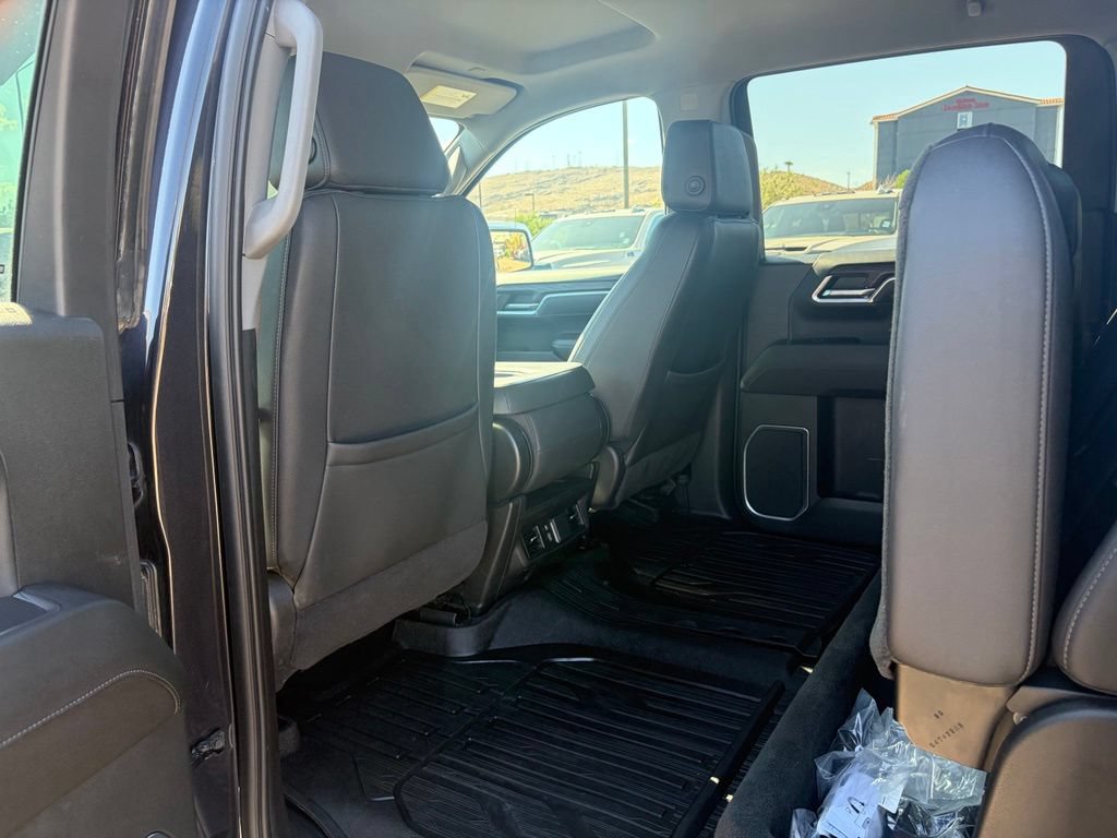 Used 2023 GMC Sierra 1500 SLT w/ X31 Off-Road Package AWD/4WD image 25