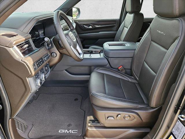 Used 2023 GMC Yukon XL Denali w/ Max Trailering Package AWD/4WD image 16