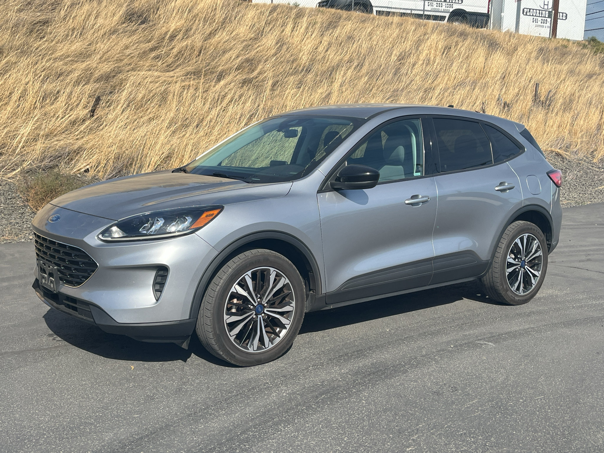 Used 2021 Ford Escape SE w/ SE Sport Appearance Package