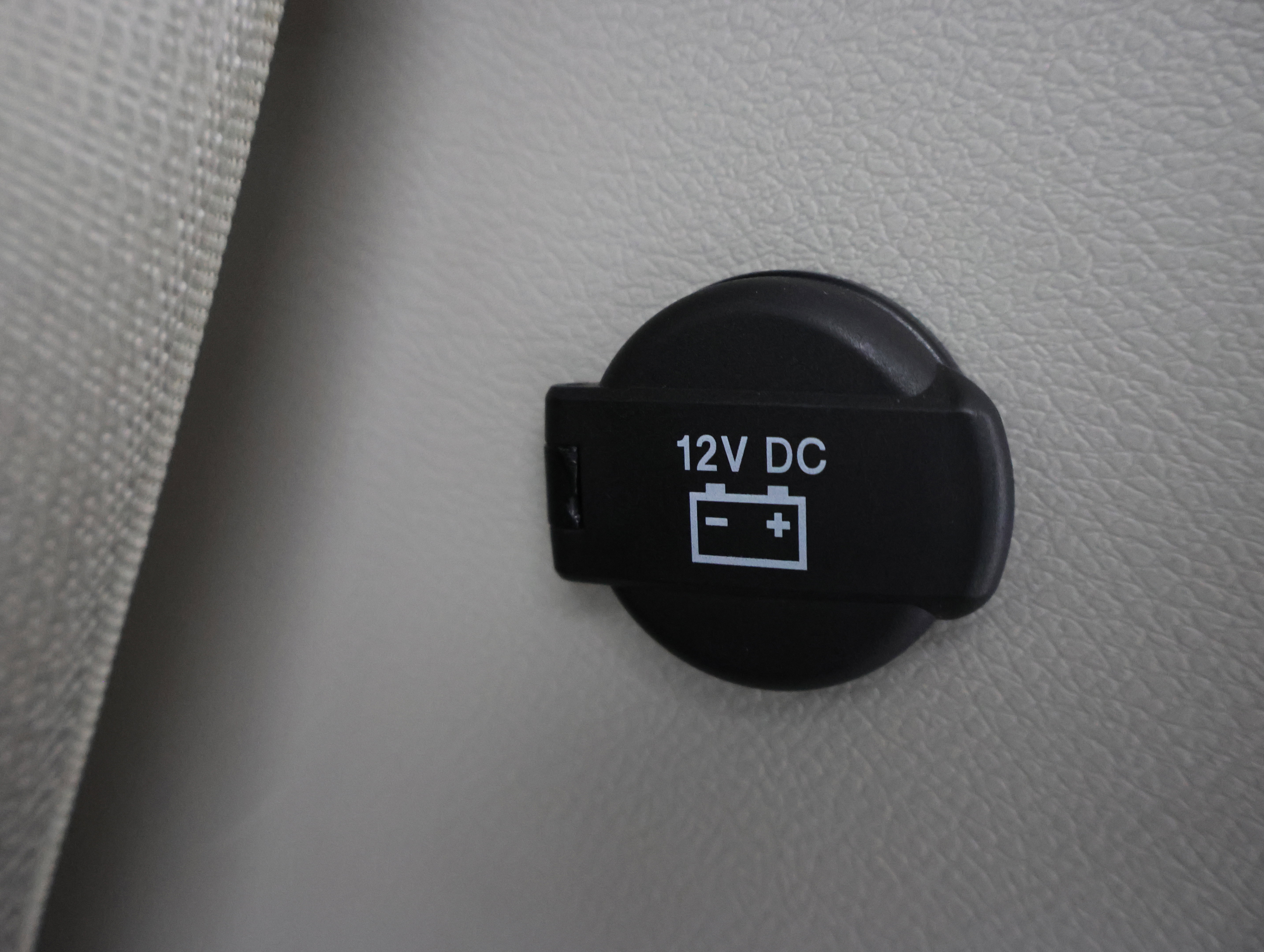 Used 2024 Chrysler Pacifica Touring-L image 30