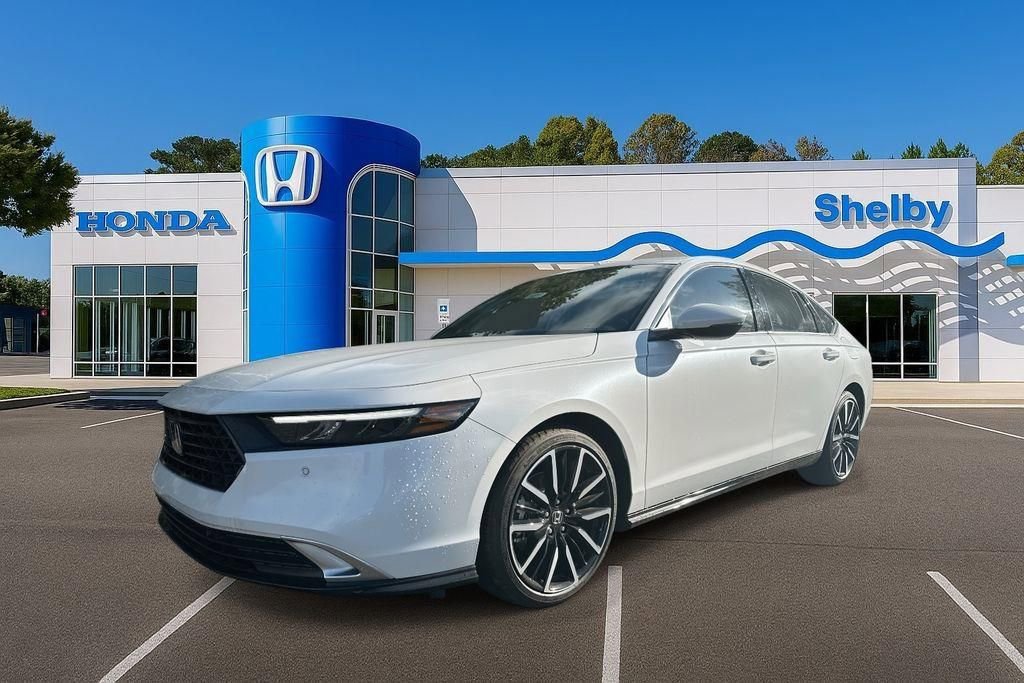 New 2025 Honda Accord Touring image 4