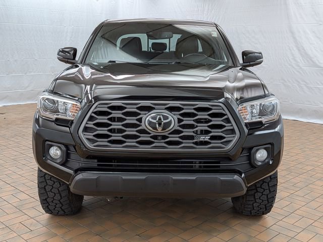 Used 2023 Toyota Tacoma TRD Off-Road w/ TRD Premium Off Road Package AWD/4WD image 2