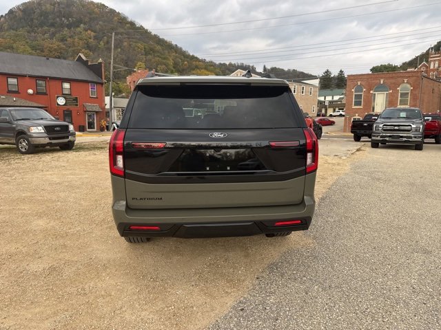 New 2025 Ford Expedition Platinum image 4