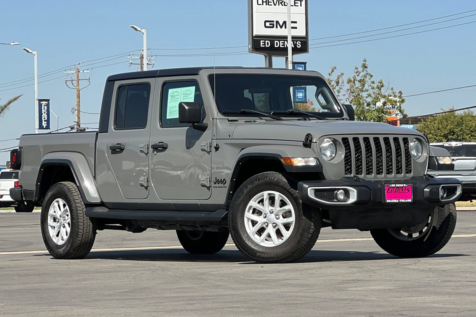 Used 2023 Jeep Gladiator Sport AWD/4WD image 2