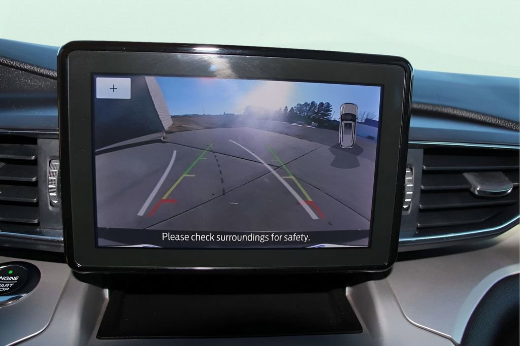 Used 2021 Ford Explorer XLT w/ Equipment Group 202A image 17