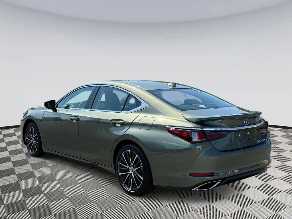 Used 2025 Lexus ES 350 w/ Premium Package FWD image 4