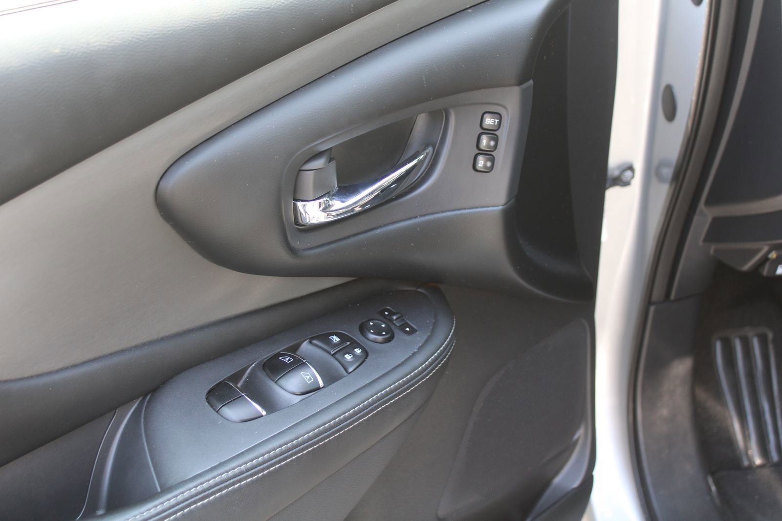 Used 2019 Nissan Murano SL w/ SL Technology Package FWD image 19