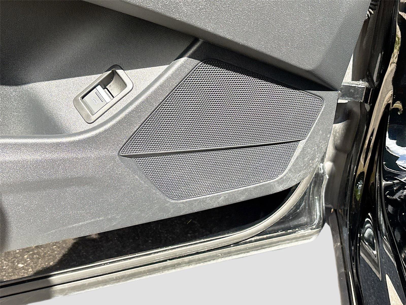 Used 2023 Audi Q4 e-tron Prestige w/ Black Optic Package image 19