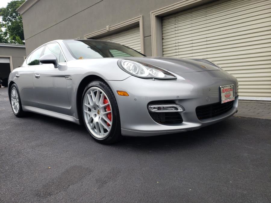 Used 2011 Porsche Panamera Turbo image 3