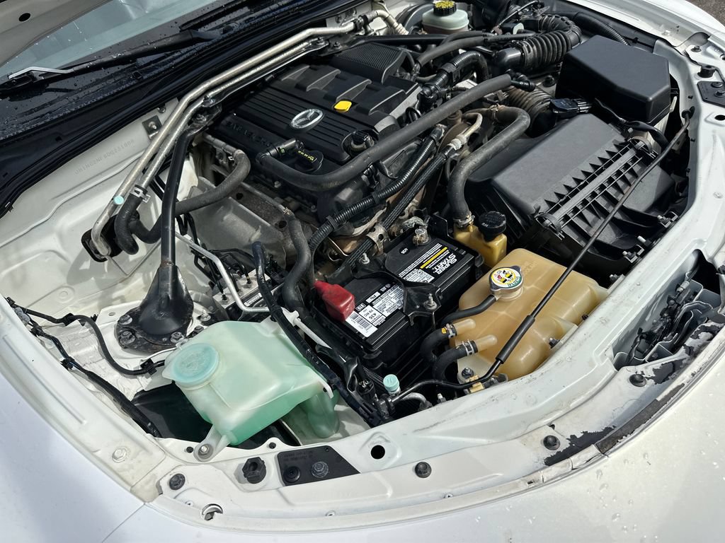 Used 2013 MAZDA MX-5 Miata Grand Touring RWD image 18