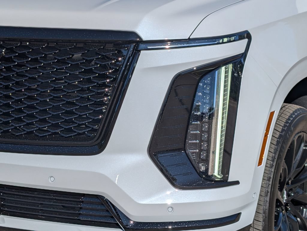 New 2026 Cadillac Escalade Sport w/ LPO, ONYX Package AWD/4WD image 7