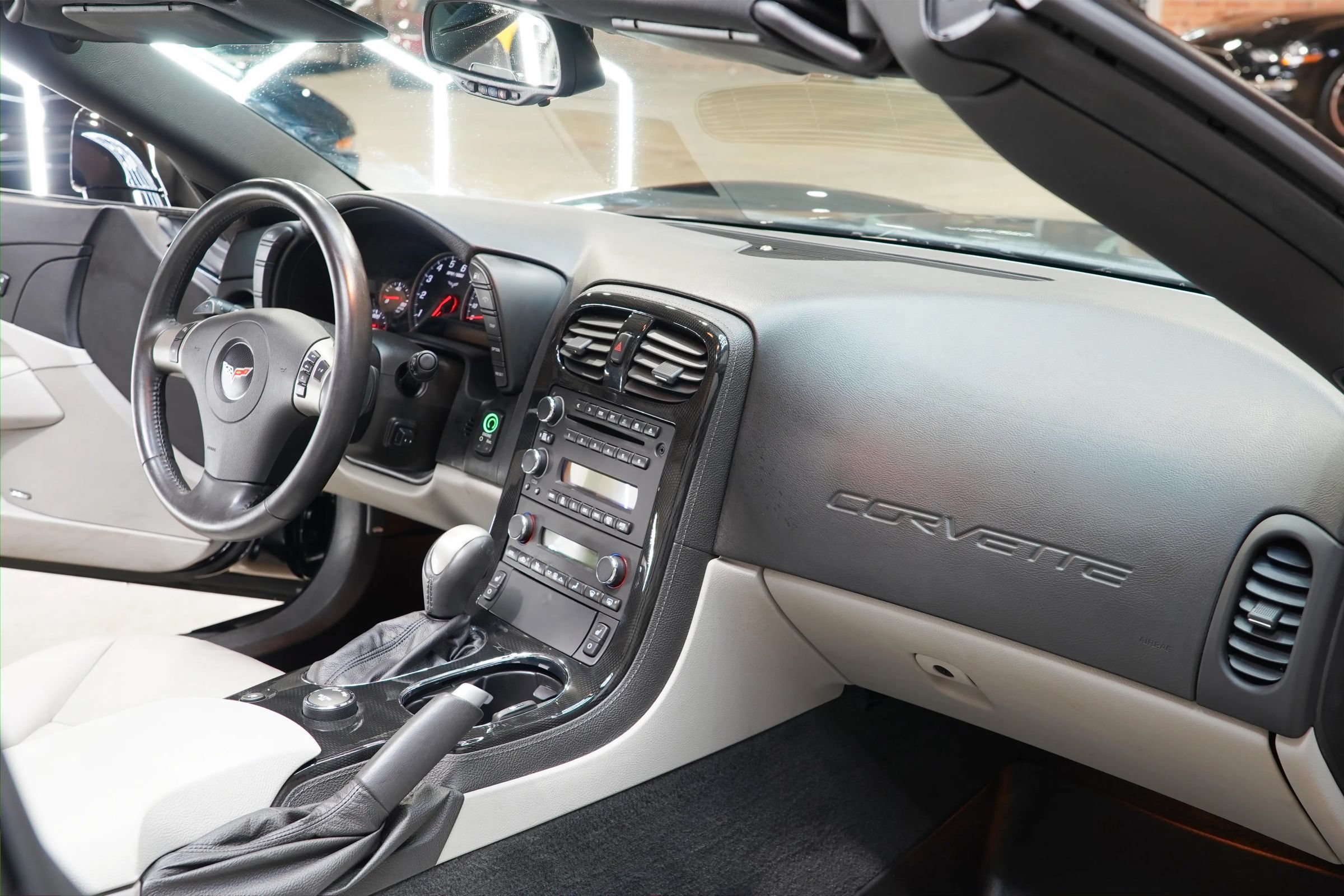 Used 2009 Chevrolet Corvette Coupe w/ Preferred Equipment Group RWD image 53
