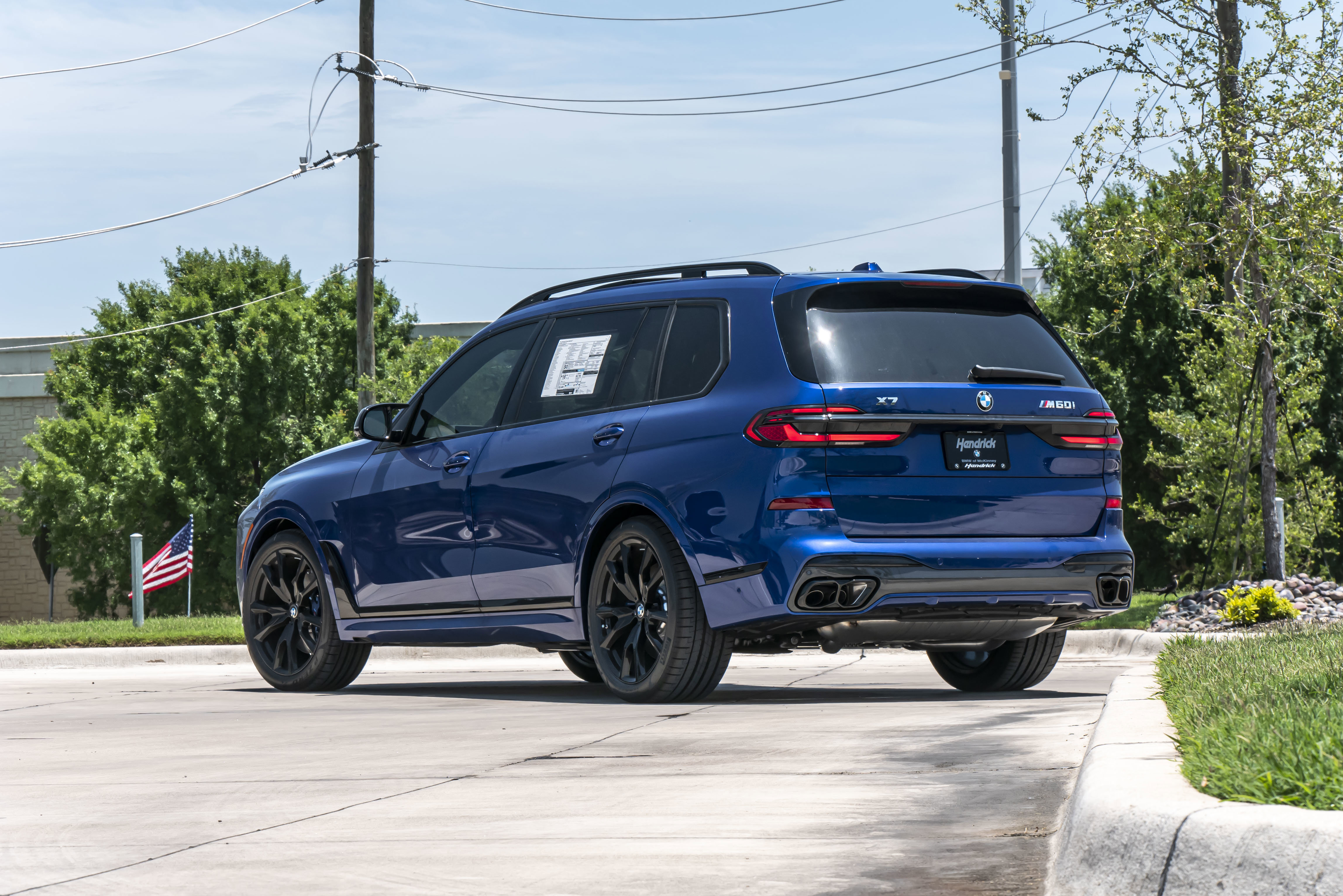New 2026 BMW X7 M60i image 3
