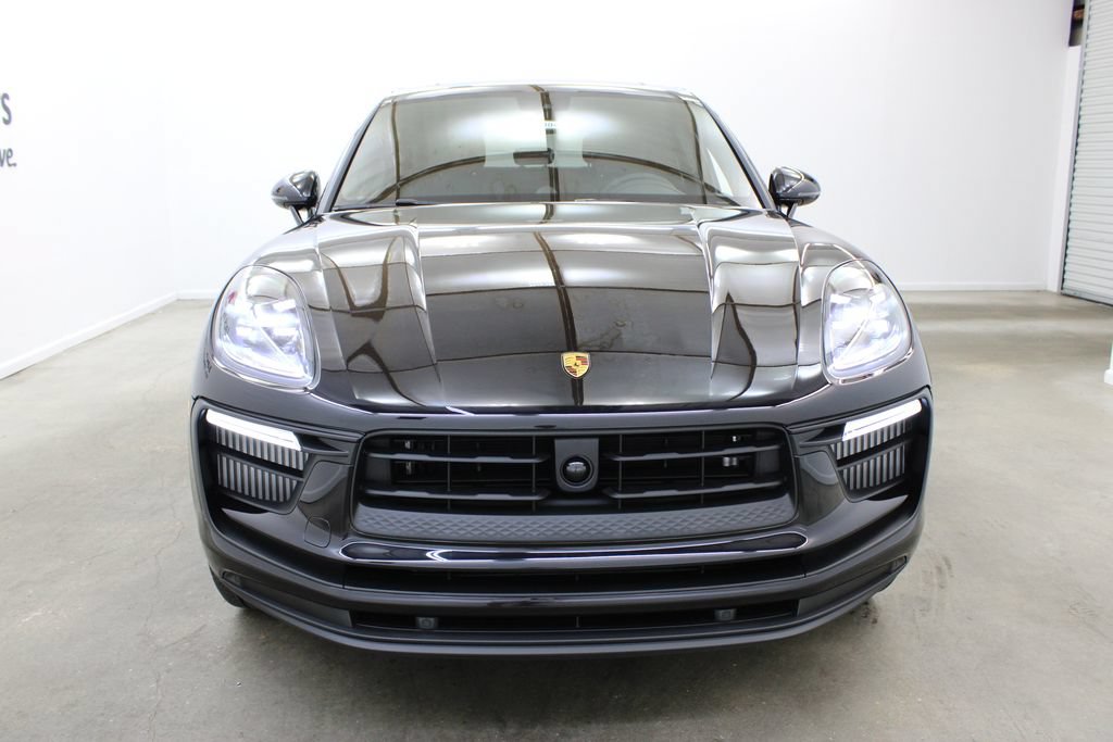 Used 2025 Porsche Macan S AWD/4WD image 10
