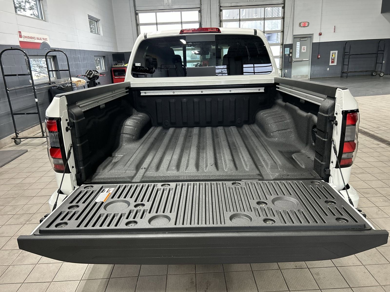 New 2026 Nissan Frontier SV w/ SV Convenience Package image 38