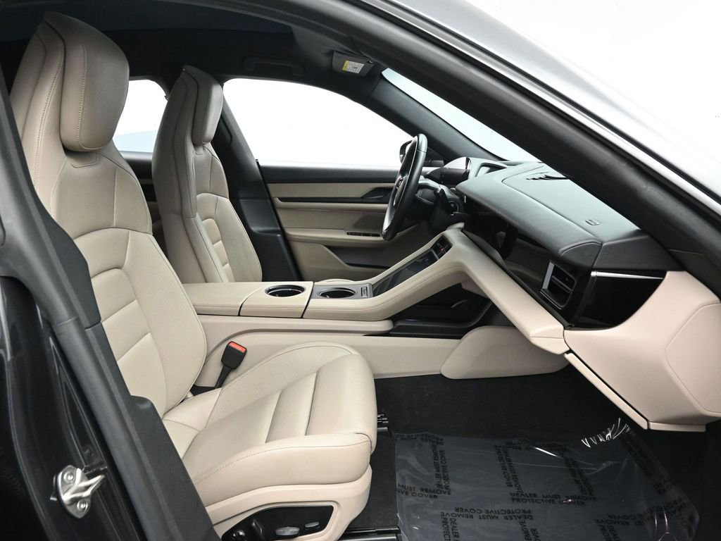 Used 2022 Porsche Taycan 4S image 23