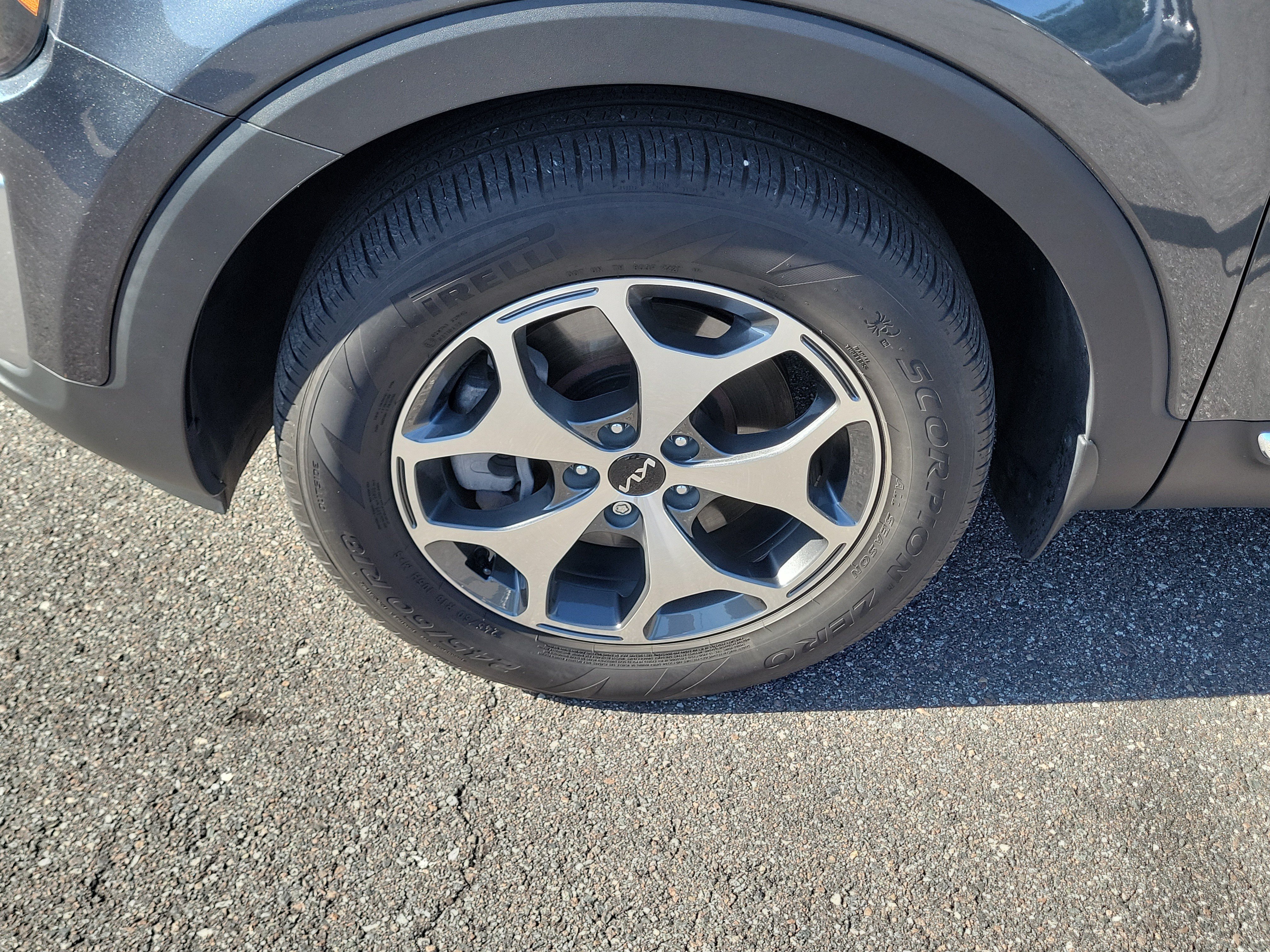 Certified 2022 Kia Telluride EX FWD image 42