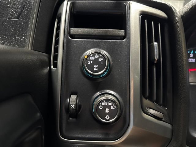 Used 2014 Chevrolet Silverado 1500 LT w/ LT Convenience Package AWD/4WD image 10