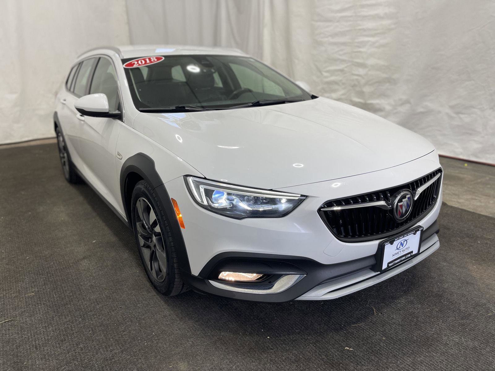 Used 2018 Buick Regal Essence w/ Driver Confidence Package #1 image 11