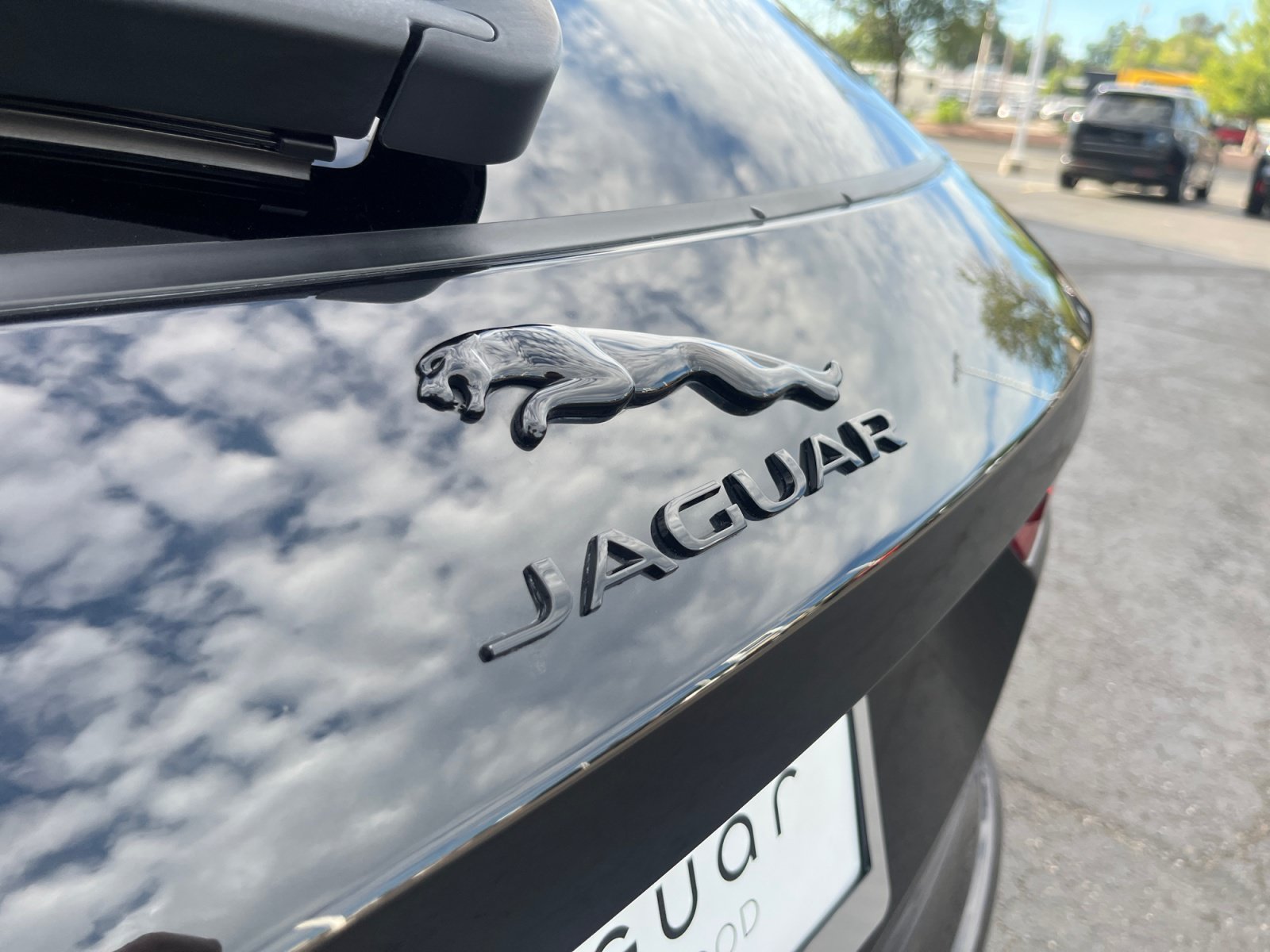 Used 2024 Jaguar F-PACE SVR AWD/4WD image 22
