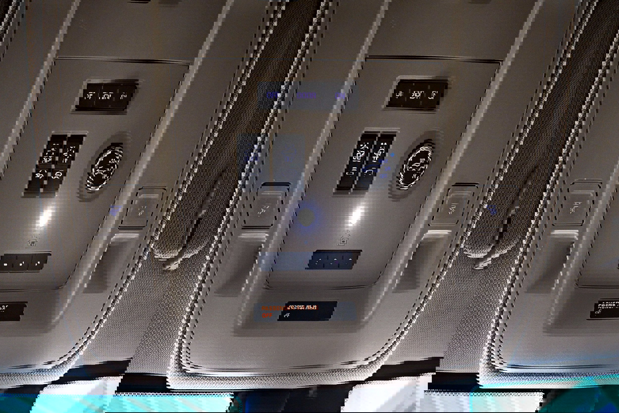 Used 2018 GMC Yukon XL Denali w/ Denali Ultimate Package image 19