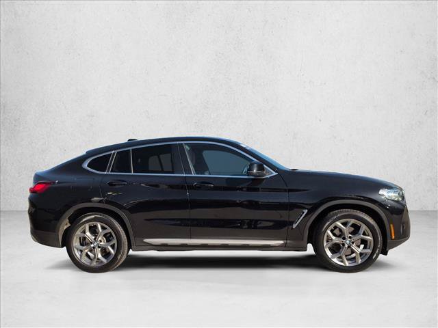 Used 2023 BMW X4 xDrive30i w/ Premium Package AWD/4WD image 4